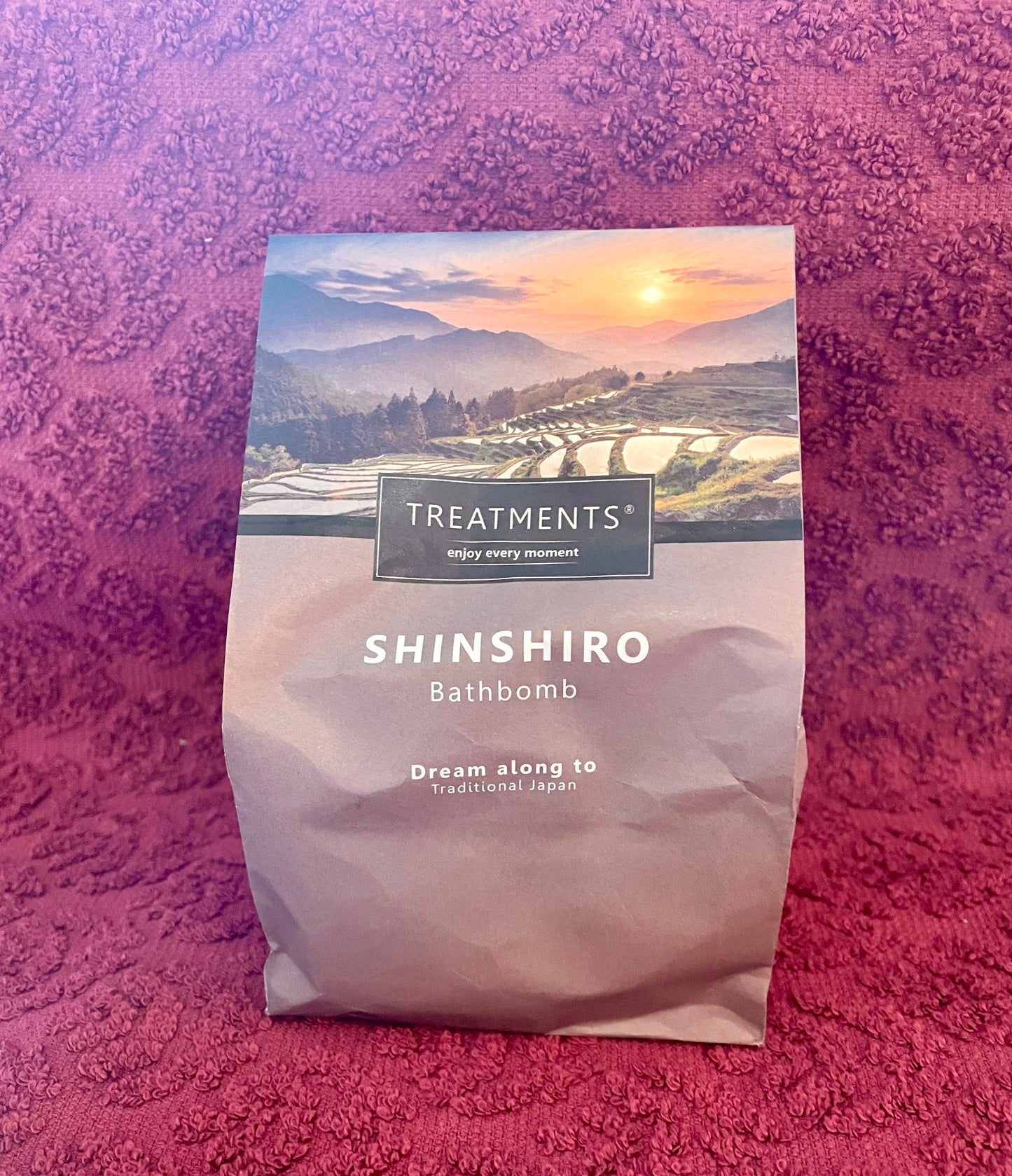 Treatments® -Wellness bathbomb - Shinshiro - 180 gram